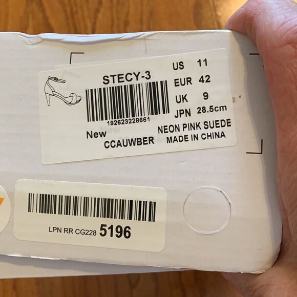 Dream Pairs size 11 neon pink heels New in box - Picture 10 of 10